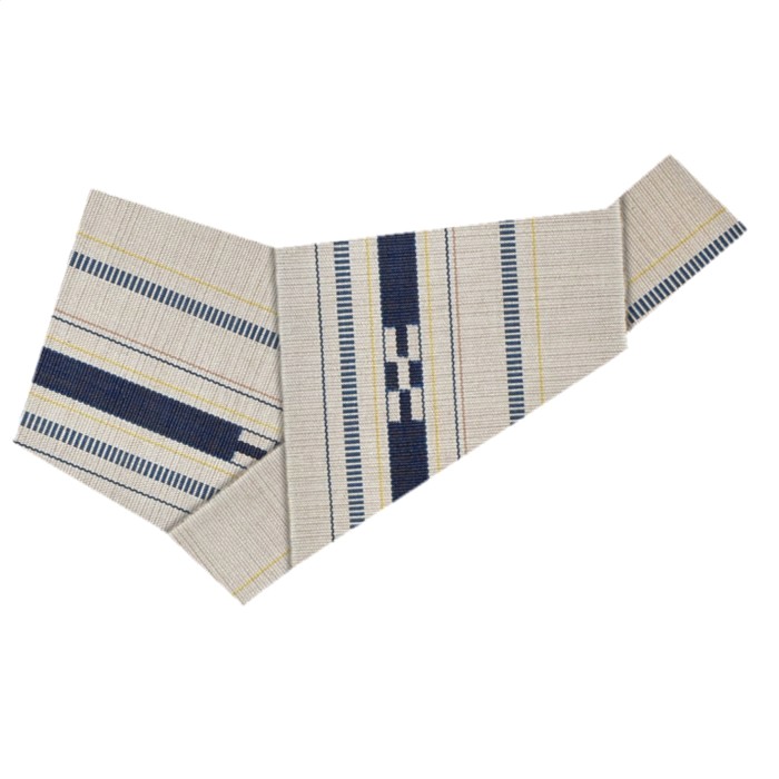 八重山ミンサー 半幅帯 白伽羅色｜薄グレー地に上品な紺の縞が織りなす